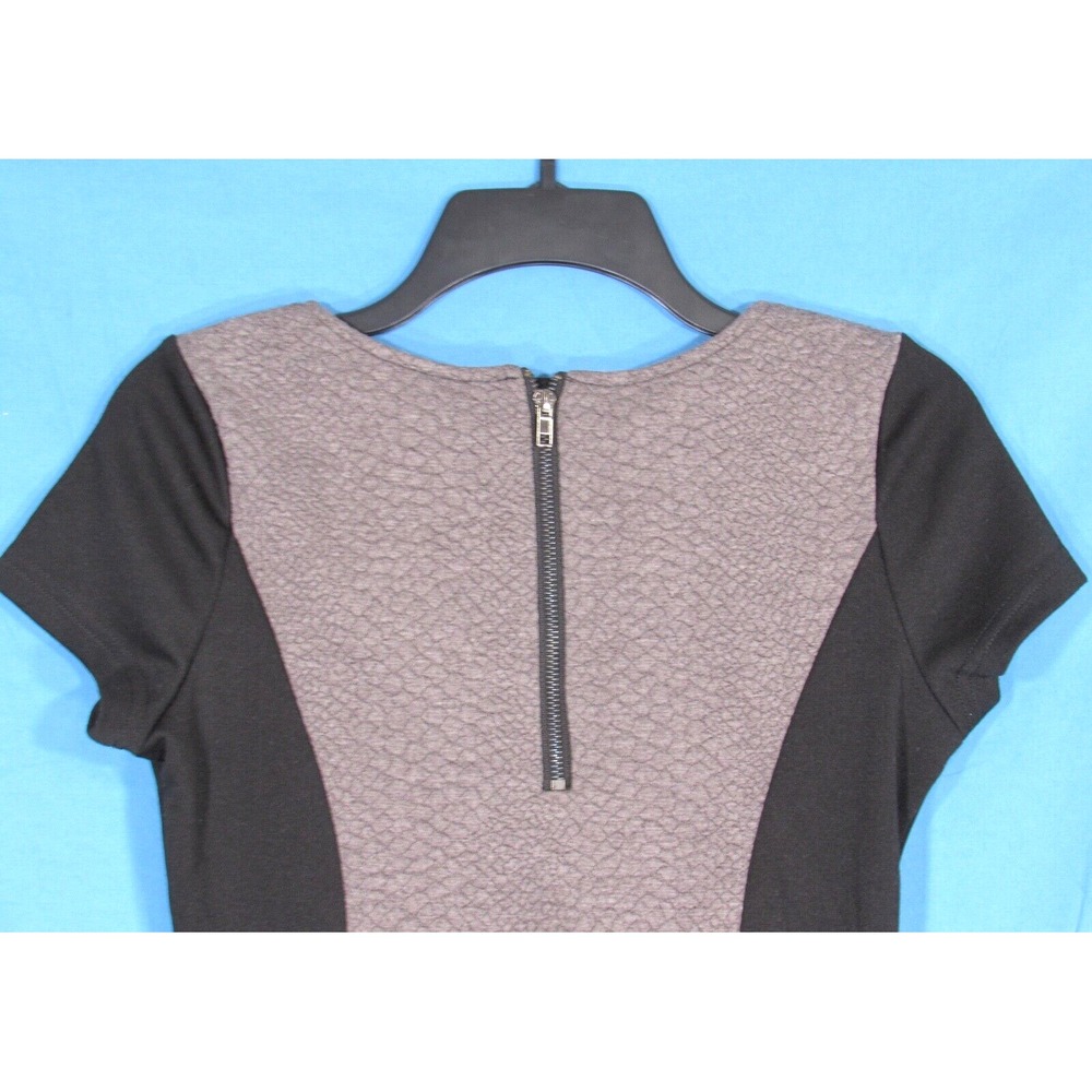 NEESHA Women's GRAY/BLACK Mid-Weight Knit COLORBLOCK Back-Zip BODYCON DRESS Sz M - Picture 6 of 7